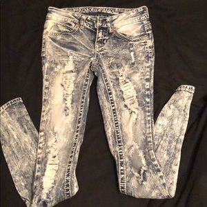 Acid washed jeans
